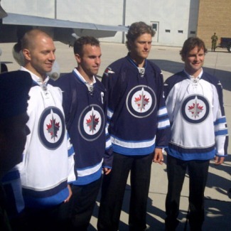 Winnipeg Jets unveil new logos