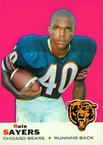 Gale Sayers Chicago Bears Signed Autograph Mini Throwback Helmet PSA DNA *85