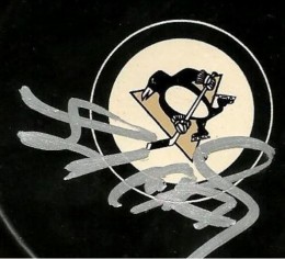 Sidney Crosby Signed Puck Close-up