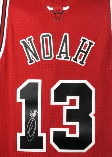 Joakim Noah Autographed Memorabilia  Signed Photo, Jersey, Collectibles &  Merchandise