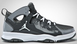 What Pros Wear: Derek Jeter's Jordan Jeter Lux Metal Cleats - What Pros Wear