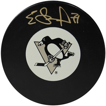 Autographed Jaromir Jagr Pittsburgh Penguins Hockey Puck JSA at