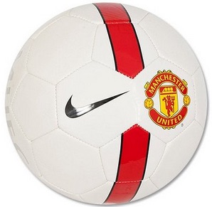 Ultimate Manchester United Collector and Super Fan Gift Guide  18