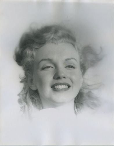 Top 10 Marilyn Monroe Collectibles, Memorabilia, Autographs