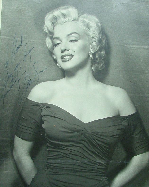 Top 10 Marilyn Monroe Collectibles, Memorabilia, Autographs