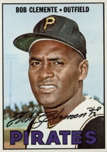 Roberto Clemente, Pirates, outfield, baseball card T-Shirt