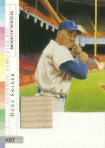  1954 Topps # 32 WHT Duke Snider Brooklyn Dodgers