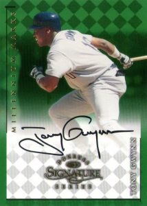 2001 Fleer Premium Solid Performers #10 Tony Gwynn at 's