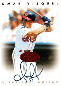 Omar Vizquel Signed 2007 Topps Giants Baseball Card #317 Indians Star  Autograph